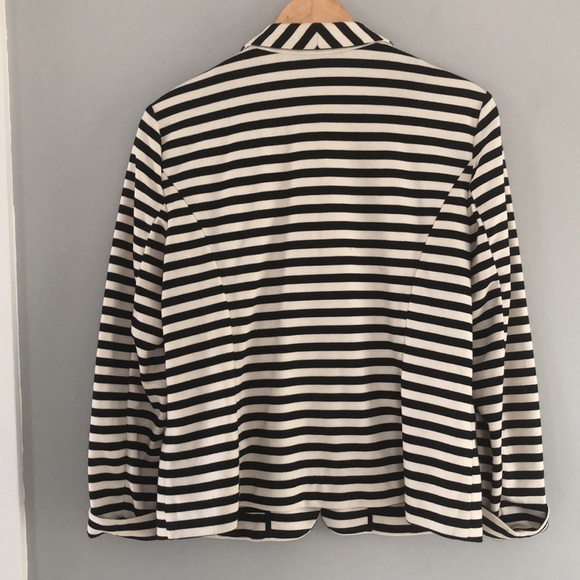 Black and white LOFT blazer - Picture 4 of 6